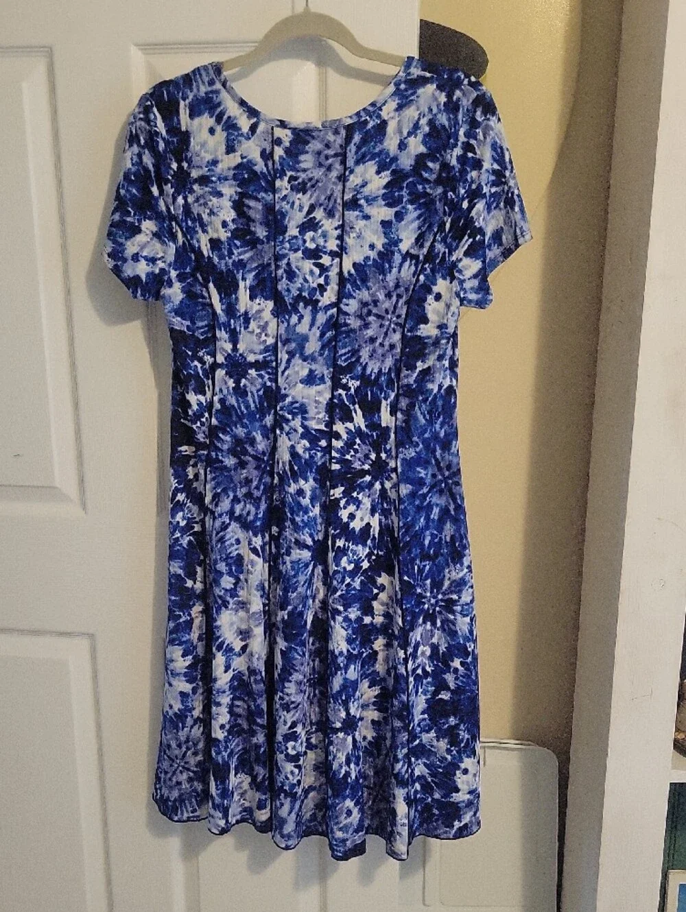 Sami & Jo SzLg ribbed flair skirt short slve scoop neck tie dye style dress